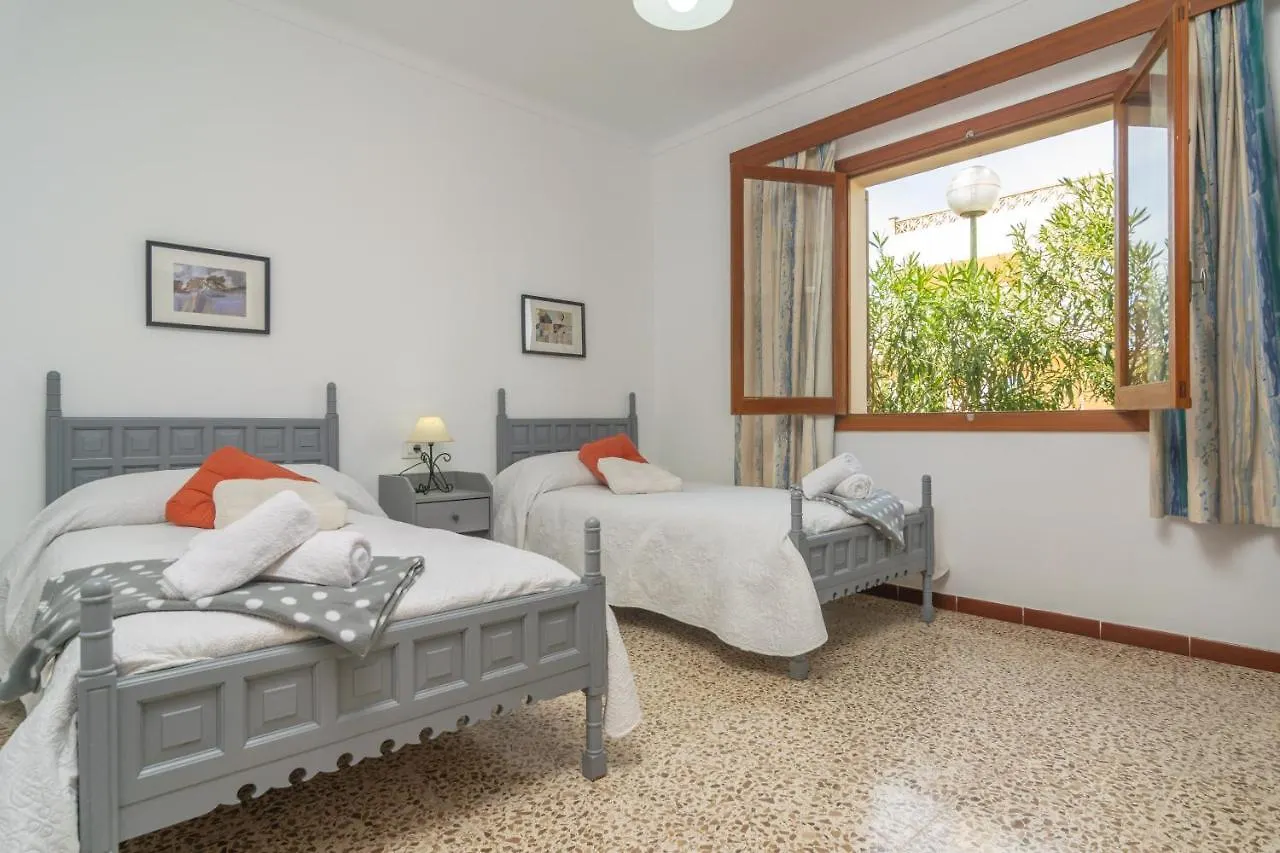 Pop Villa Sa Ràpita 0*,  İspanya